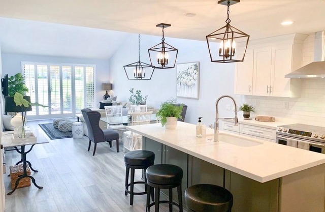 Chic Desert Modern Villa at Palm Valley CC! South Facing! Avail Jan-March 2026