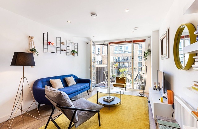 Chic East London Stay with Outdoor Space