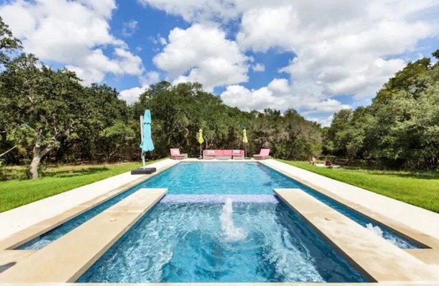 Chic Hill Country Oasis