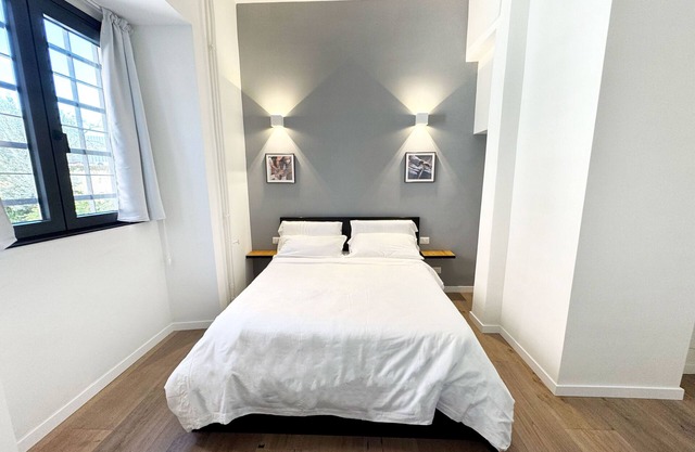 Chic Loft in Central Rome. New amenities. Walking distance from center, 2BR, 2BA