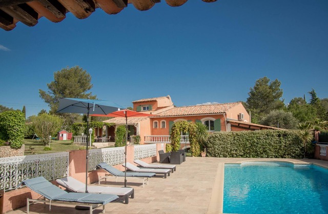 Child-friendly holiday home with pool