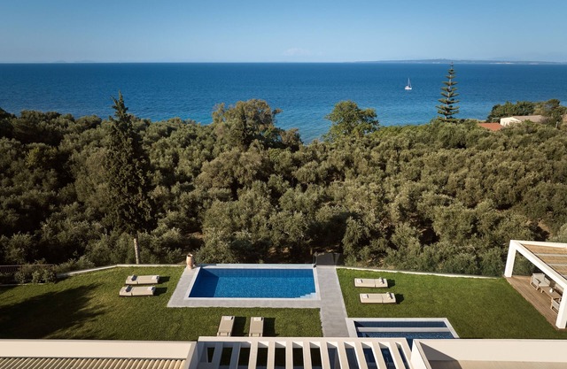 Cicada Exclusive Villa, a Sea View Gem