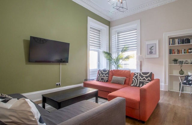 City Haven Main Door & Parking | Pass the Keys