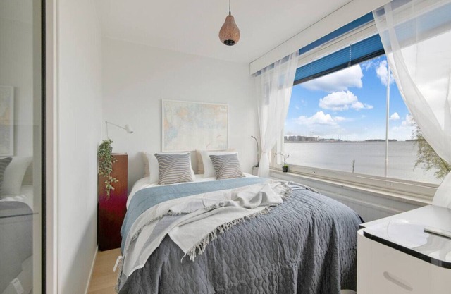 City Meets Sea | Waterfront Stay Helsinki Center