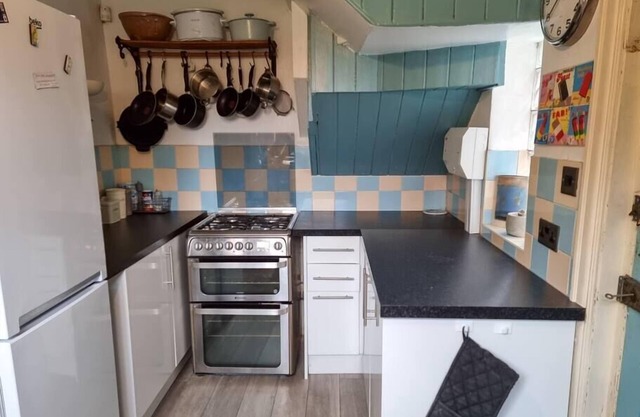 City SuperHost Free Parking Chorlton Home