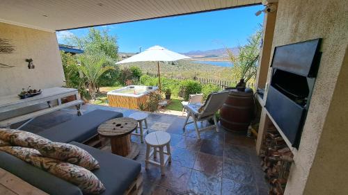 Clanwilliam Oasis BnB Guest House - Naturism, Boating, Hiking & more