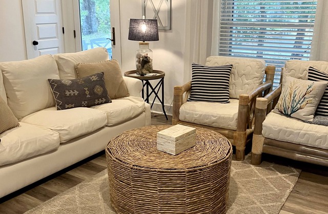 Clean, affordable, and a short walk to the beach!