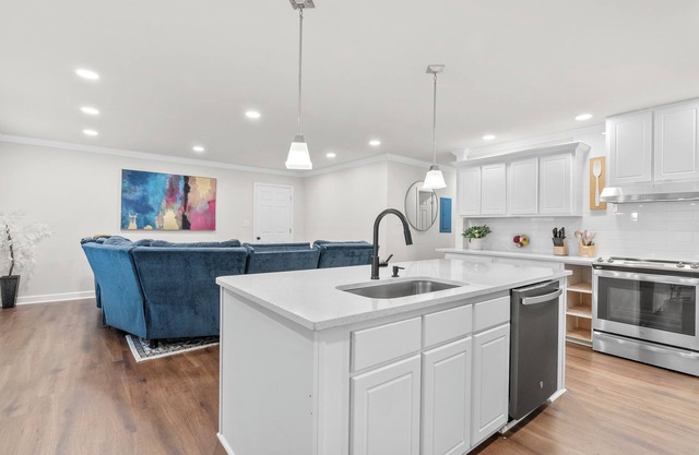 Clean Beautiful house in Raleigh