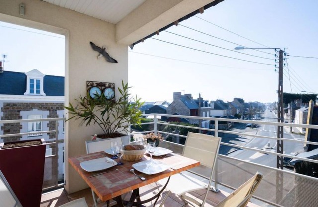 Clos Schuman by Interhome