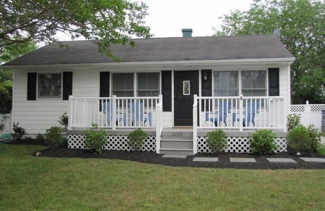 Close To Beach And Town booking for 2025!