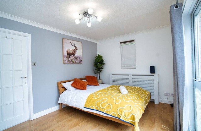 Close to city centre home