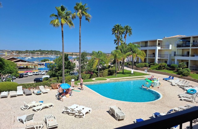 Clube Alvor Ria - riverfront one bedroom apartment with fabulous harbour views