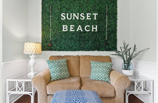 Coastal Greens Haven - dog-friendly, golf view, 5 min to beach! Sea Trail