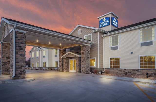 Cobblestone Inn & Suites - Holdrege