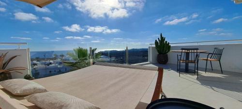 CocoMar II- Ocean view luxury loft