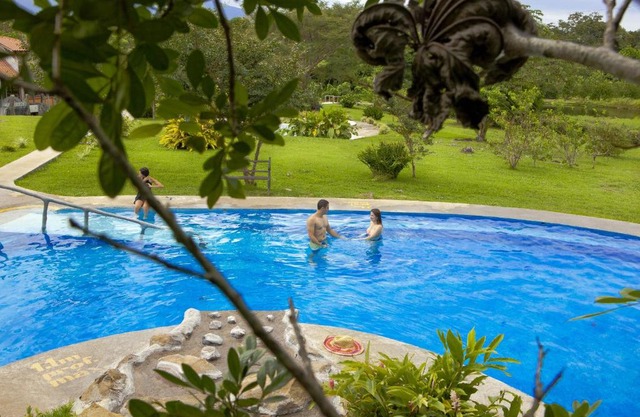 Colinas del Miravalles Hotel & Hot Springs