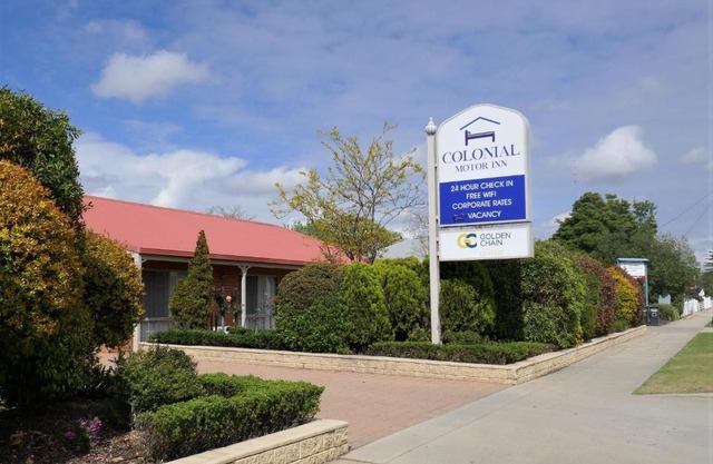Colonial Motor Inn Bairnsdale Golden Chain Property