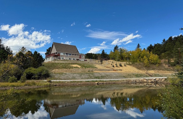 Colorado Mountain Retreat- Sleeps 16+ - lake river creek - Wedding Reunion Event