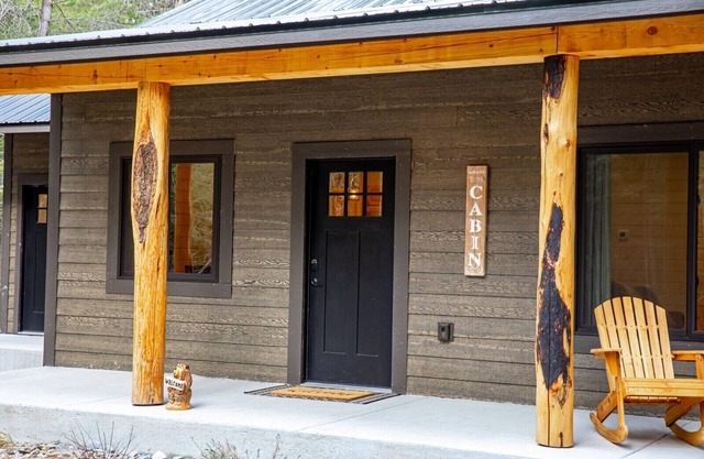 Columbia Falls Cabin