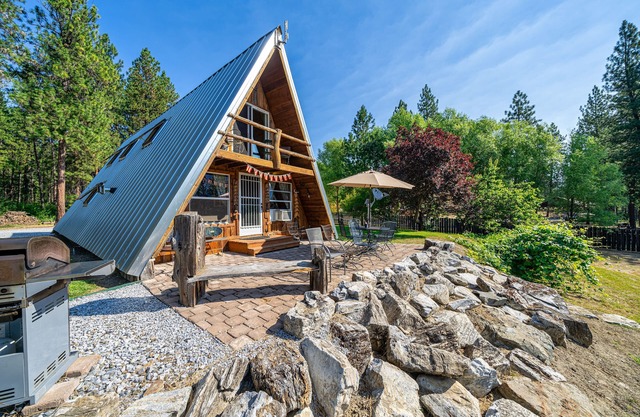 Columbia Riverside Lodge, Private Dock Access, Outdoor Mountain Paradise