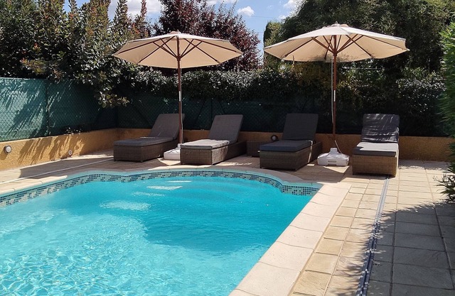 Comfort - charm: Haven of peace with swimming pool, nearby sea and Languedoc treasures