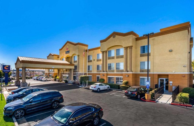Comfort Inn & Suites Sacramento - University Area
