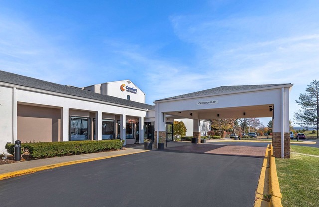Comfort Inn & Suites Arlington Heights - Buffalo Grove