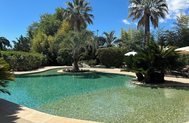 Comfortable air-conditioned villa with private garden, swimming pool