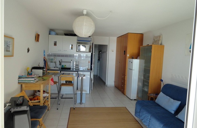 COMFORTABLE APARTMENT, 1 ° LINE, SUPERB TERRACE WITH SEA VIEW