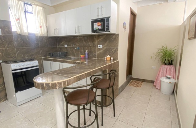 COMFORTABLE APARTMENT FOR A COUPLE OR PERSON ALONE IN NORTH OF QUITO