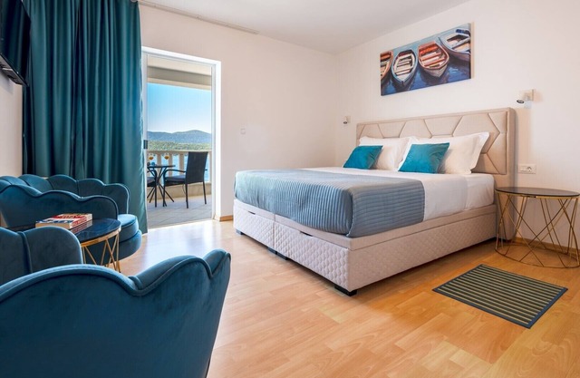 Comfortable Four-Bedroom Apartment
