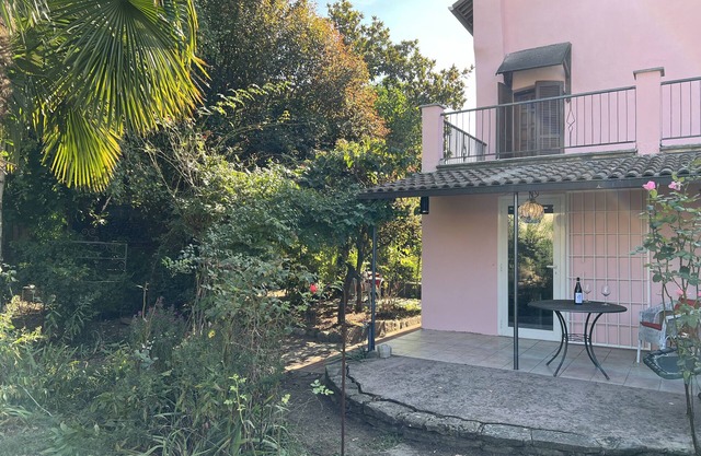 Comfortable home surrounded by Piedmontese nature, with large garden.