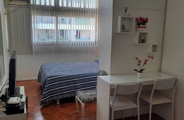 COMFORTABLE, MODERN AND CHARMING APARTMENT IN GLÓRIA NEXT TO LAPA, WITH A BEAUTIFUL VIEW