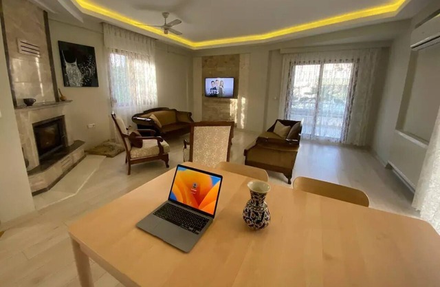 Comfortable villa with garden in “Urla İskele”