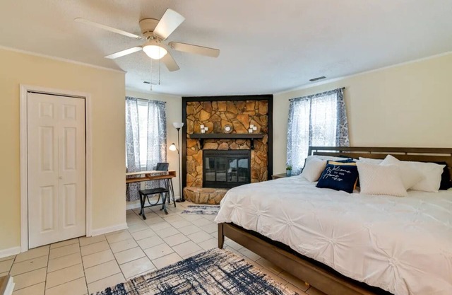 Comfy Fayetteville Family Home w/Backyard!