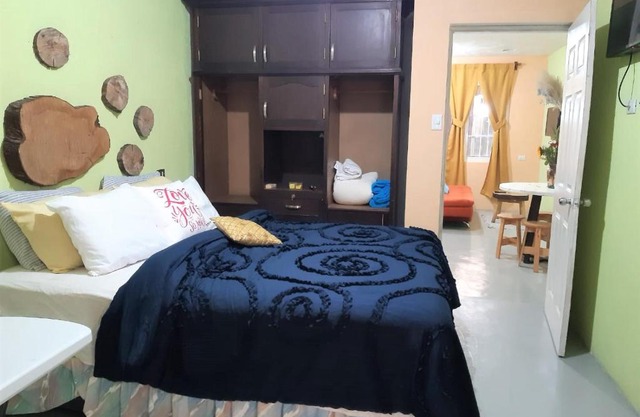 COMFY furnished private apartment.Netflix/internet