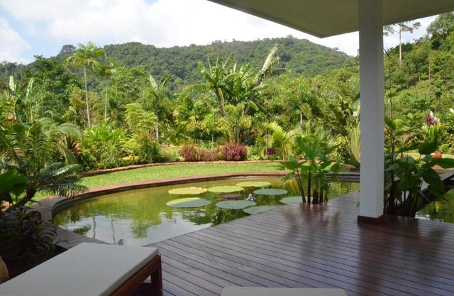 Cominsia Lodge