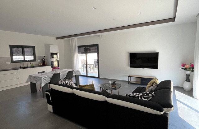 Complete 4-bedroom villa