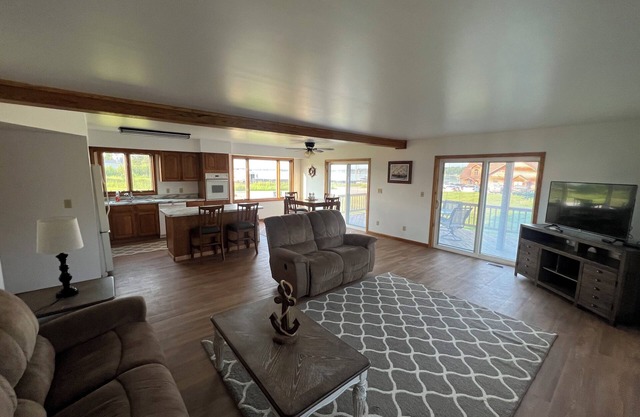 Completely renovated and steps to the St. Mary's River with optional dock space!