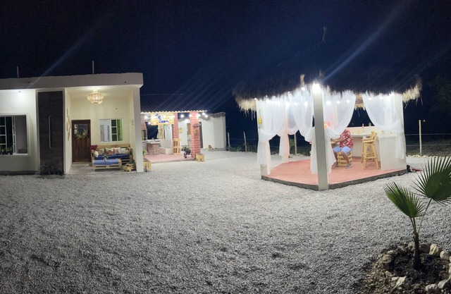 Conecta con la naturaleza en Cerro Beach