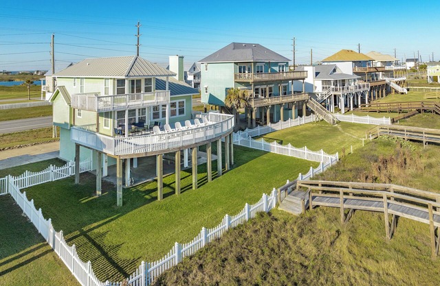Contemporary Beachfront Home w/2 Decks, Fenced Yard, Private Walkover