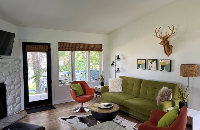 Contemporary Condo - Updated 1-Bedroom Villa at Giants Ridge