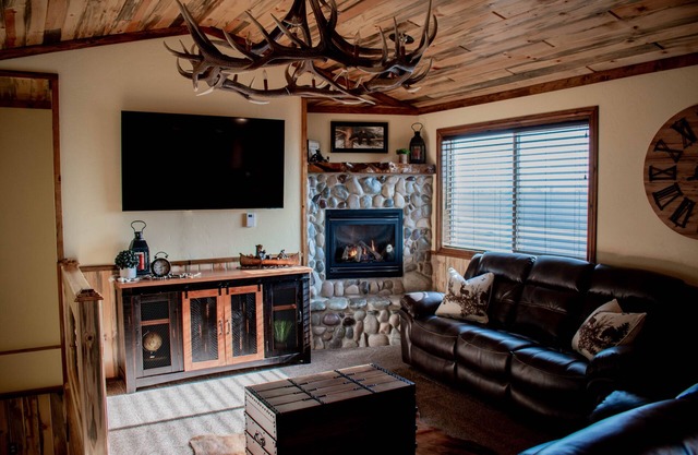Cordingley's Cozy Cabin in Ashton