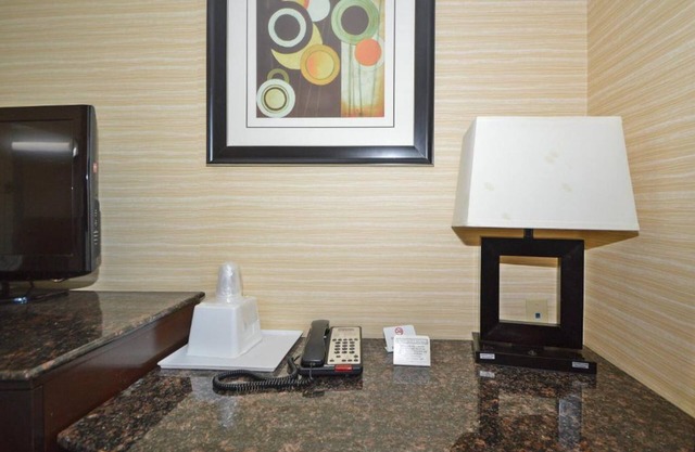Corona Hotel