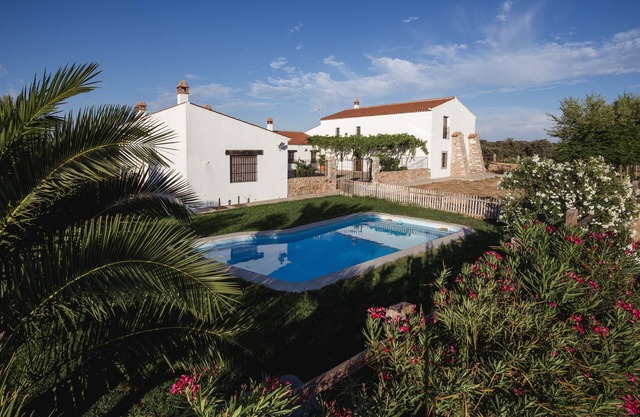 Cortijo La Panadera (full rental) 6 bedrooms with private bathroom