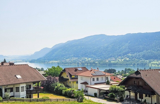 Cosy apartment in villa for 6 people with WIFI, TV, terrace, pets allowed and parking