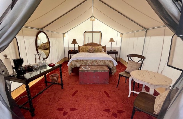 Cosmo Glamping Tent at Zenzen Gardens