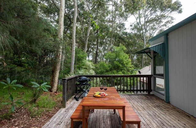 Cosy 2-Bed Cottage Amongst the Trees