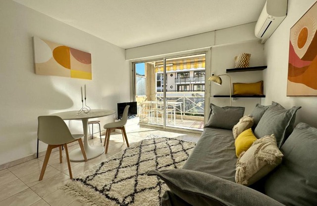 Cosy 2-room apartment with terrace Cannes Center LIVE IN Mayflower