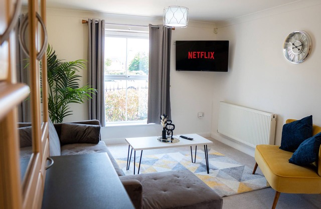 Cosy 5 Bed Property Minutes from the City Centre